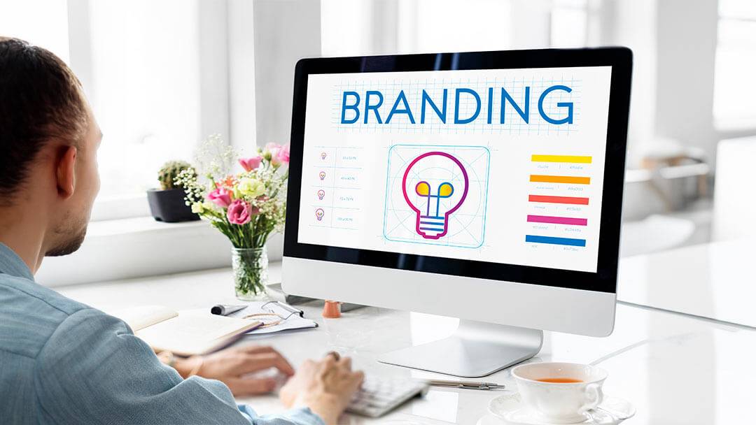 What is Personal Branding VS Corporate Branding